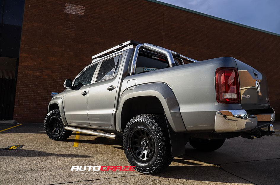MITSUBISHI TRITON VECTOR MATTE BLACK
